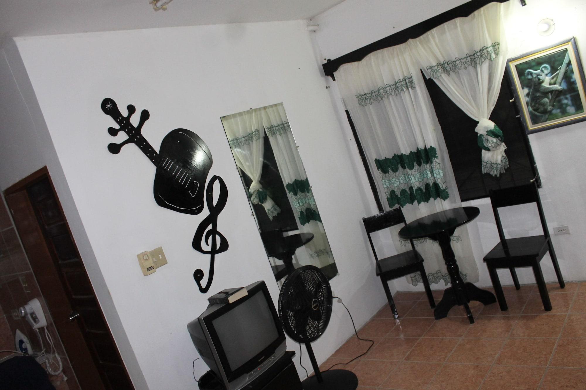 Bachelor Inn Hotel Ciudad de Belice Exterior foto